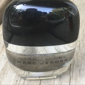 marc jacobs silver glitter polish